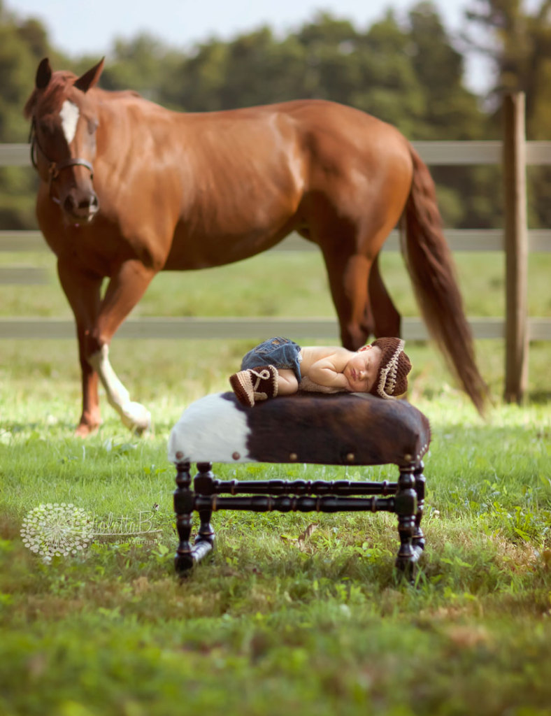 Simply loving every image from this session! Mom contacted me at the